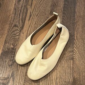 Everlane Cream Day Glove, Size 5